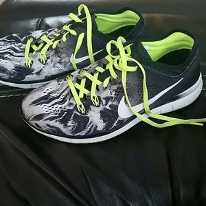 Women's Nike Shoes Size 8, Gently Used